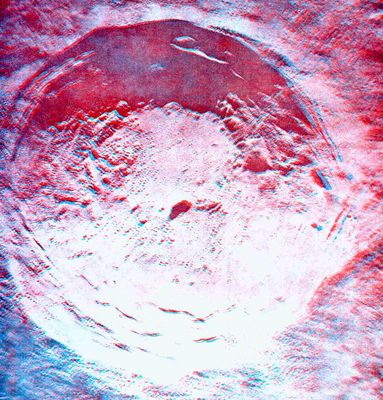 Aristarchus Crater, from Lunar Orbiter 5 (3D)
Uno splendido frame, arricchito dalla tridimensionalità, per uno dei crateri più belli e misteriosi della nostra Luna.
Da vedere con attenzione.

Original caption:"Stereoscopic view of the crater Aristarchus, 40 km across and about 3.6 km deep. The floor is partially covered with material that slumped down the walls; its eastern portion (toward the top of the page), being least covered by this material, is the lowest and smoothest part. A long narrow central peak rises 300 meters above the floor. Note the terracing of the inner crater walls and also the elevation of the rim crest above the outer ejecta blanket".
Parole chiave: Moon from orbit - Aristarchus Crater