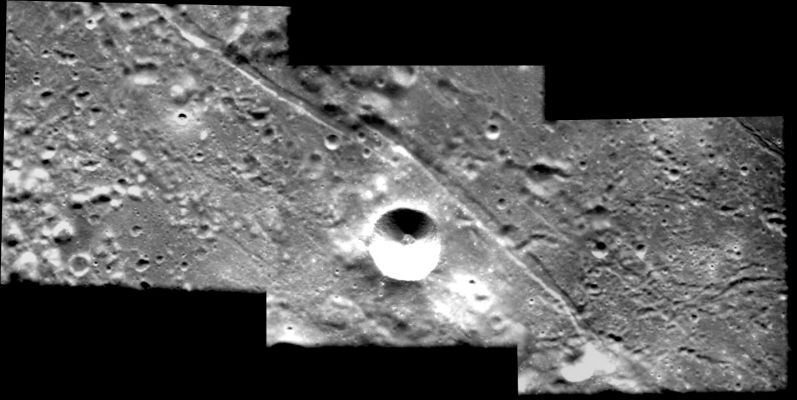 Mersenius "C"
Caption ESA originale:"This mosaic of 3 images, taken by the Advanced Moon Imaging Experiment (AMIE) on board ESA's SMART-1 spacecraft, shows the crater Mersenius "C" on the Moon. 
AMIE obtained this sequence on 13 January 2006, from distance of 1149, 1172 and 1195 Km from the surface, respectively. The ground resolution ranges from 104 to 108 mt per pixel. All images are located at a Long. of 45,7º West and at Lat. of 21,3º, 19,7º and 18,1º South, respectively. 

For separate images go to: 
AMI_EAE3_001777_00008_00020.JPG; AMI_EAE3_001777_00009_00020.JPG; AMI_EAE3_001777_00010_00020.JPG.

Crater Mersenius "C" is positioned in the highland area between Mare Humorum and the Oceanus Procellarum. The crater has a diameter of 14 Km and is best visible for ground-based observers 4 days after first quarter Moon".
Parole chiave: The Moon from orbit - Craters - Mersenius