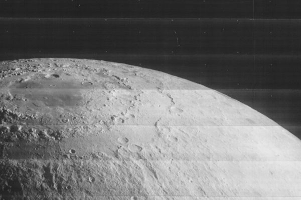 The Moon from the Lunar Orbiter 4 (2)
Panoramica completa della Luna ripresa dalla Sonda Lunar Orbiter 4. Si tratta di immagini - forse - non perfette, ma grandemente suggestive e spettacolari.
Parole chiave: The Moon