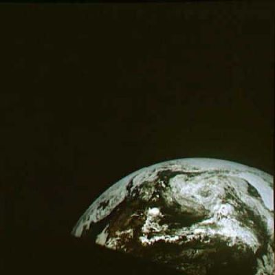 AS 11-36-5317 - Leaving Planet "Earth" (8)
nessun commento
Parole chiave: Postcards from Space
