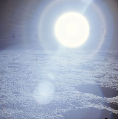 AS 12-46-6762 - The Sun over Surveyor Crater (HR)
nessun commento
Parole chiave: Postcards from the Moon - Craters