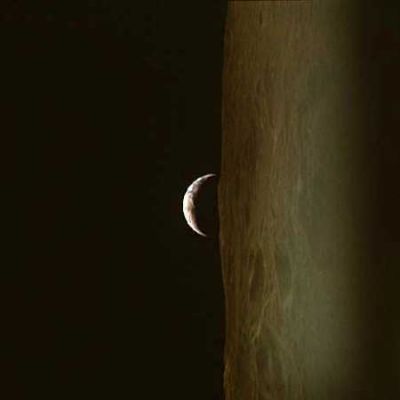 AS 12-50-7526 - Earth! (2)
nessun commento
Parole chiave: Postcards from the Moon