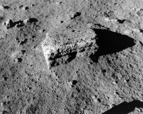 AS 15-82-11131 - Flat Rock
nessun commento
Parole chiave: Moon rocks