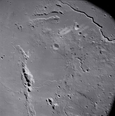 AS 15-90-12310 - Craters Herodotus and Wollaston "W"
nessun commento
Parole chiave: The Moon from orbit - Craters (Herodotus & Wollaston "W")