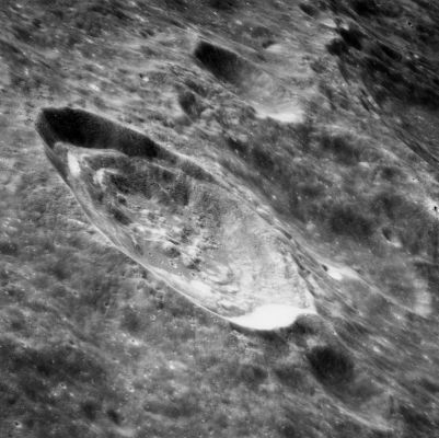 AS 15-94-12823 - Einthoven (HD)
nessun commento
Parole chiave: The Moon from orbit - Craters (Einthoven)