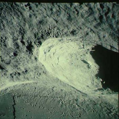 AS 15-96-13050 - Aristarchus: just a "BIG and OLD" crater?
nessun commento
Parole chiave: Moon from orbit