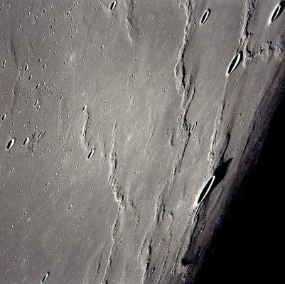 AS 15-97-13254 - Oceanus Procellarum (HD)
Lunar orbit view: Oceanus Procellarum. Crater Naumann to the lower right; Lichtenberg B to lower left and Naumann G to the extreme lower left.
Parole chiave: The Moon from orbit - Oceanus Procellarum
