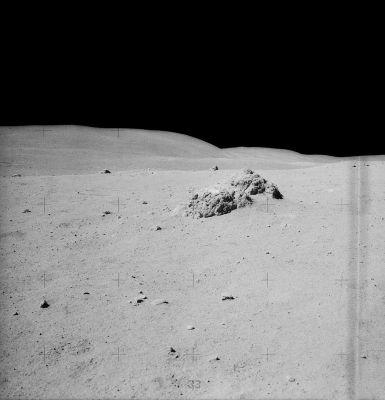 AS 16-106-17403 - Stone Mountain
View toward Stone Mountain from Charlie Duke's Station 13 pan.
Parole chiave: Moon Panorama