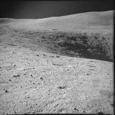 AS 16-109-17822 - Spook Crater (2)
vedi commento al frame precedente
Parole chiave: Moon rocks, sand and debris