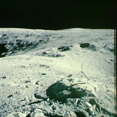 AS 16-114-18420 - Moonscape with craters (3)
nessun commento
Parole chiave: Moon Panoramas