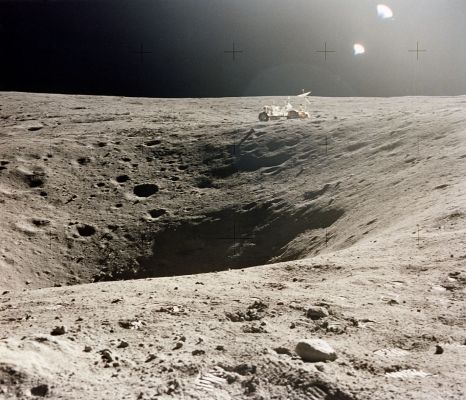 AS 16-114-18422 - Plum Crater
This frame is part of a pan John Young took near the partially-buried boulder on the far rim of Plum Crater from the Rover. It shows most of Plum Crater. Part of the boulder is at the lower left. 
Parole chiave: Moon Panorama