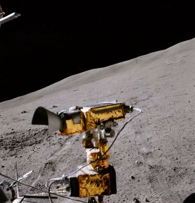 AS 16-117-18736 - From the Rover...
Traverse from Station 13 to 10 Prime. The small crater to the left of the TV camera appears to be filled with regolith breccia, also known as "instant rock". 
Parole chiave: Moon Panorama