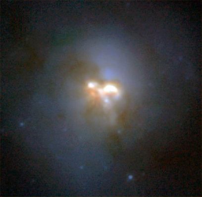 ARP 220
"...No tears in the writer, no tears in the reader. No surprise in the writer, no surprise in the reader..."

Robert Frost (1874 - 1963) - "Education by Poetry", feb. 1931
Parole chiave: Hubble Images