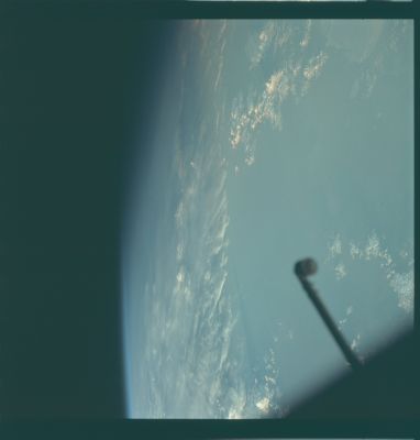 AS 09-20-3150 - Clouds
Parole chiave: The Earth from orbit
