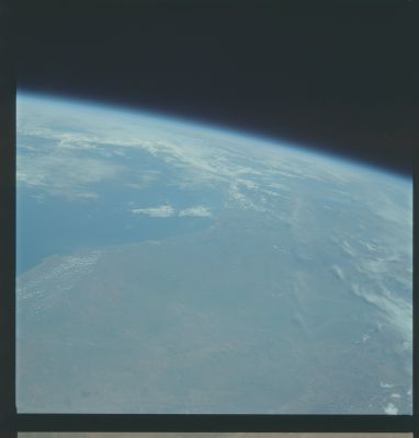 AS 09-22-3386 - Green and Blue, from above
Parole chiave: The Earth from orbit