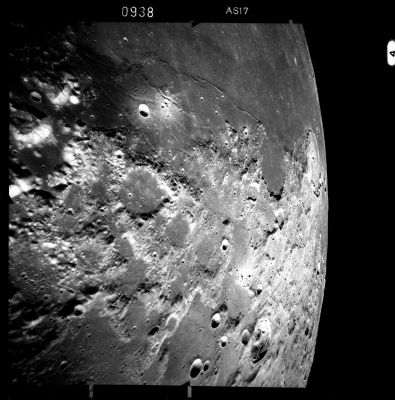 AS 17-m-0938 - The Apollo 17 Landing Site
Magazine:  M 
Revolution:  27 
Latitude: 22,9° North
Longitude: 31,6° East
Lens Focal Length:  3" 
Camera Tilt:  40° 
Camera Azimuth:  4 
Camera Altitude:  111 Km 
Sun Elevation:  27° 
Film Type:  3400 
Film Width:  5"
Image Width:  4,5"
Image Height:  4,5"
Film Color:  black & white
Parole chiave: The Moon from orbit - Landing Sites - Apollo 17
