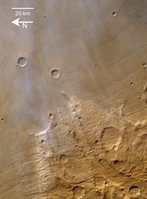 Claritas Fossae (3 - ESA/ DLR/ FU Berlin - G. Neukum)
Caption ESA originale:"The displayed region is the eastern part of Claritas Fossae and the western part of Solis Planum at longitude 260° East and latitude of about 28° South. 
The diffuse blue-white streaks in the northern parts of the scene (Sx di chi guarda) are clouds or aerosols. The Claritas Fossae (‘fossa’ is Latin for trough----->canale) region is characterised by systems of ‘grabens’ running mainly north-west to south-east. These can be traced several hundred kilometres up to the northern Tharsis shield volcanoes. 
A "graben" forms when a block of the planet’s crust drops down between 2 faults, due to extension, or pulling, of the crust. A ‘horst and graben’ system can occur where there are several parallel faults. 
Geographically, the grabens separate the eastern volcanic plains of the Solis Planum region from the western Daedalia Planum lava plains.
Parole chiave: Mars from orbit - Craters, Tectonic and Volcanic Areas