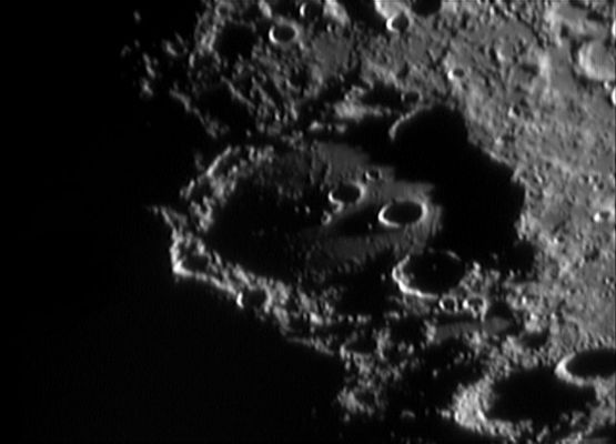 Clavius (3)
nessun commento
Parole chiave: The Moon from Earth - Amatorial Pictures