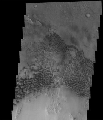 Holden Crater's Dunes (1)
Original caption:"These dunes occur on the floor of Holden Crater". 

Image information: VIS instrument;
Latitude: 25,8° S;
Longitude: 326,5° E:
Resolution: 17 meter/pixel.
Parole chiave: Mars from orbit - Craters and dunes