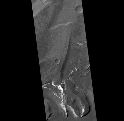 Holden Crater floor near intersection with Uzboi Vallis
nessun commento
Parole chiave: Mars from orbit - Craters - Controversial