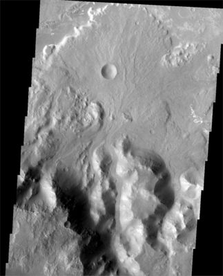 Deposits inside Holden Crater (1)
Image information: VIS instrument;
Latitude: -27,3° N;
Longitude: 324,5° E;
Resolution: 17 meter/pixel. 


Parole chiave: Mars from orbit - Craters - Holden Crater