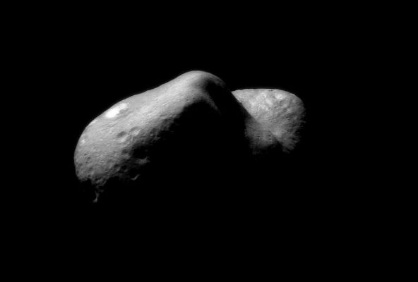 Asteroid 433-Eros from NEAR (1) - Original and HR
Una nuova serie di frames originali e non compressi i quali ci portano a (ri) visitare alcuni tra i corpi celesti più vicini alla Terra, ma ancora assai poco conosciuti: iniziamo con 9 frames relativi all'Asteroide 433-Eros e quindi proseguiremo con l'Asteroide 951-Gaspra ed il Sistema Binario formato dagli Asteroidi Ida e Dactyl (questi, forse, una delle più colossali anomalìe - secondo noi - dell'intero Sistema Solare).

Buona passeggiata!...
Parole chiave: Asteroid