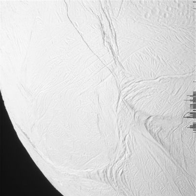 Enceladus fly-by (10) - from approx. 35.000 Km
nessun commento
Parole chiave: Saturn's Moons - Enceladus