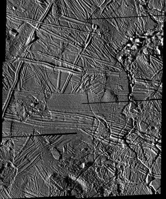 Europa's Lanscape (HR)
This mosaic shows some of the highest resolution images obtained by the Solid State Imaging (SSI) System on NASA's Galileo spacecraft during its 11th orbit around Jupiter. North is to the top of the image. The Sun illuminates the scene from the left, showing hundreds of ridges that cut across each other, indicating multiple episodes of ridge formation either by volcanic or tectonic activity within the ice. Also visible in the image are numerous isolated mountains or "massifs". The highest of these, located in the upper right corner and lower center of the mosaic, are approx. 500 mt (about 1.640 feet) high. Irregularly shaped areas where the ice surface appears to be lower than the surrounding plains (e.g., in the left-center and lower left corner of the mosaic) may be related to the "chaos" areas of iceberg-like features seen in earlier SSI images of Europa.
The mosaic, centered at 35,4° North Lat. and 86,8° West Long., covers an area of 108 by 90 Km (about 66 x 55 miles).
The smallest distinguishable features in the image are about 68 meters (223 feet) across. These images were obtained on November 6, 1997, when the Galileo spacecraft was approximately 3,250 kilometers (1,983 miles) from Europa.
Parole chiave: Jupiter's Moons: Europa