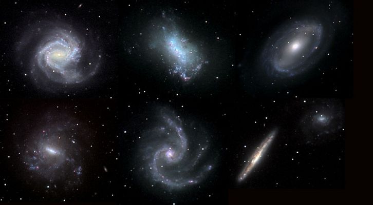 Galaxies... (M 61 - NGC 4449-4725-5068-5247-5775-5774)
"...Dii pedes lanatos habent..."

(Petronio)

"Gli Dei hanno i piedi coperti di lana" 

(dal "Satyricon" ---> detto per significare che gli Dei, sebbene a volte intervengano tardivamente ad irrogare le loro punizioni ai malfattori, lo fanno sempre e comunque in maniera inaspettata e...muovendosi silenziosamente, come se avessero i 'piedi rivestiti di lana'!)
Parole chiave: From Earth Images