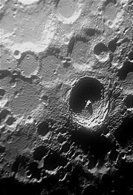 Tycho
nessun commento
Parole chiave: The Moon from Earth - Amatorial Pictures