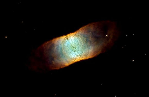 IC 4406 - The "Retina Nebula"
"...Dire che la Preghiera è uno Strumento di Forza equivale a dire che Dio è uno Strumento di Forza?..."

P.C. Floegers - "In the Paradox"
Parole chiave: Hubble Images