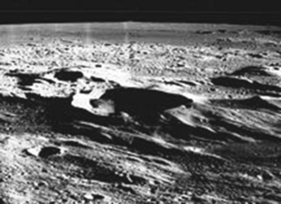 Ukert: the "pseudo-triangular" Lunar Crater
"I Thunderbolts dicono che se si trovassero nei crateri dei fondi vetrificati e perforati, le loro teorie sarebbero ulteriormente dimostrate" ma - ahinoi - purtroppo non ci sono crateri con tali caratteristiche nelle foto NASA.

O no?!? I Thunderbolts sono arguti, ma...Disattenti: bastava che mi telefonassero...
 
Già nelle foto panoramiche Ukert si presenta come un rilievo anomalo il quale, per altro, è anche estremente vicino - guarda caso... - alla famosa formazione conosciuta come Los Angeles...".
Parole chiave: Investigations