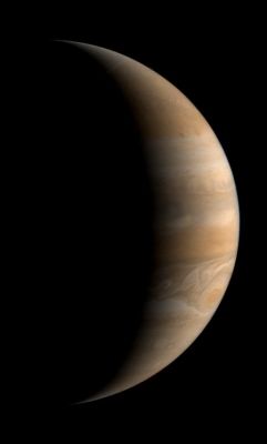 Crescent Jupiter (from Voyager 1)
Caption NASA originale:"This crescent view of Jupiter was taken by Voyager 1 on March 24, 1979. This image was taken through three color filters and recombined to produce the color image. This photo was assembled from three black and white negatives by the Image Processing Lab at Jet Propulsion Laboratory".
Parole chiave: Jupiter