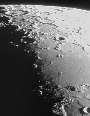 Light rays inside Kane Crater (1)
nessun commento
Parole chiave: The Moon - Amatorial Pictures