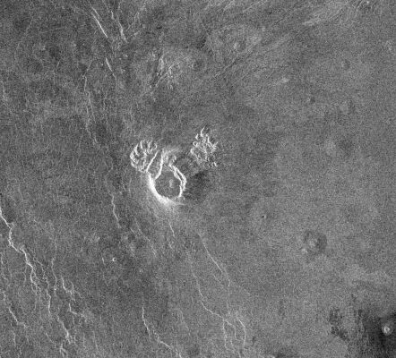 Magellan Probe: radio image of Landslides in Navka Region
Caption NASA originale:"The Magellan spacecraft has observed remnant landslide deposits apparently resulting from the collapse of volcanic structures. This Magellan radar image is centered about 25,4° south latitude and 308° east longitude in the southwestern Navka Region of Venus. The image shows a 17,4 Km (approx. 10,8 mile) diameter volcanic dome on the plains. The dome is approximately 1,86 Km (approx. 1,2 mile) in height and it has a slope of about 23°. The northwest and northeast flanks of the dome have collapsed to form landslides that have deposited debris on the plains. The image shows an area 110 Km (approx. 68 miles) across and 100 Km (approx. 62 miles) in length".
Parole chiave: Naked Venus