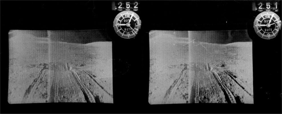 Rover tracks - video frame (1)
nessun commento
Parole chiave: Lunar Surface - LeMonnier Crater