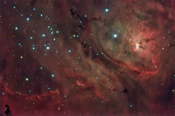 M 8 - The "Lagoon Nebula"
"...Oltre alle coincidenze inspiegate ed agli intenzionali occultamenti dei fatti, un altro tarlo minaccia il nostro attuale metodo scientifico ed anzi probabilmente è il più pericoloso di tutti. 
Mi riferisco alla cronica incapacità dell’essere umano di trarre le ovvie conclusioni, anche di fronte all’evidenza più sfacciata. Non mi riferisco evidentemente alla percentuale di credibilità delle giustificazioni di mogli e mariti infedeli, ma a nozioni che, pur essendo apparentemente di patrimonio comune, in realtà non sono “arrivate” mai nella conoscenza collettiva..."

Alessio Feltri
Parole chiave: From Earth Images - Amatorial Images