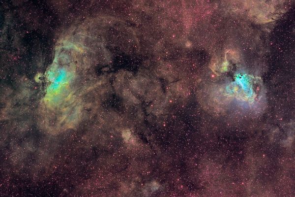 M 16 and M 17: the "Eagle" and "Omega" Nebulae
"...Non est, crede mihi, sapientia dicere "Vivam". Sera nimis vita est crastina: vive hodie...".

(Marziale)

"...Credimi: non è saggio dire "vivrò", poichè la vita che (eventualmente) verrà è comunque tarda: vivi oggi!..."
Parole chiave: From Earth Pictures - Professional Pictures
