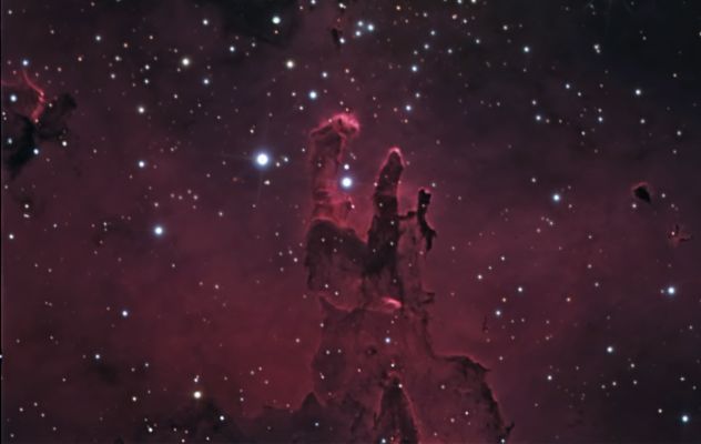 M 16 - The "Eagle Nebula"
"...Quis scit an adiciant hodiernae crastina summae Tempora di superi?..."

(Orazio)

"...Chi può dire (con certezza) se ad una partita (ivi intesa come "vicenda") ad oggi chiusa, gli Dei non decidano di aggiungere ancora un giorno di vita? (ovvero: l'ultima parola sulle umane vicende, anche quando sembra che tutto sia finito, spetta sempre agli Dei)
Parole chiave: From Space Images - Hubble Images