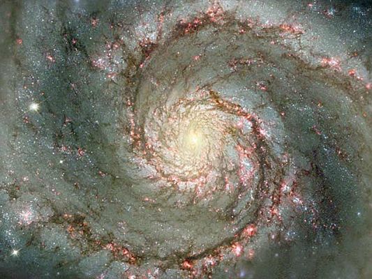 M 51 - Spiral Galaxy - HST
"...I'm convinced that this is the only thing to do. I've come a billion miles - I don't want to be stopped by the last sixty..."

(Arthur C. Clarke - "2001 A Space Odyssey" - parole di David Bowman, prima di avviarsi verso il Grande Monolito e sparire per sempre fra le stelle)

Parole chiave: Hubble Images