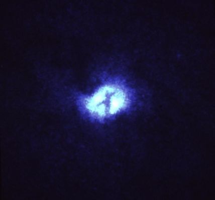 The "X" core of M 51 or the "CATS" Musical logo?
"...Le atrocità, in guerra, vengono commesse da tutti, su ogni campo di battaglia e - il più delle volte - dietro le linee di fuoco.
Le atrocità, in guerra, vengono commesse da tutti e non è possibile dar loro un "peso". 
Non è possibile "fare una graduatoria" delle atrocità, dividendo quelle che appaiono "più" orribili da quelle che appaiono "meno" orribili: chi mai, infatti, potrebbe assumersi - ed esserne degno e capace - l'incarico di pesare il sangue, il dolore, la sofferenza interiore, la perdita di dignità e la morte?

Tuttavia, come ben sapete, la Storia non si scrive da sè: la Storia la scrivono i Vincitori, sempre. 
E da sempre.

Dunque le atrocità commesse dai Vincitori, qualora non vengano - diciamo così... - "elegantemente oscurate", possono diventare 'Atti di Eroismo' o, nella più realistica delle ipotesi, 'pagine oscure, tristi, ma necessarie'.

D'altra parte, invece, le atrocità commesse dai Perdenti, restano atrocità...".

P.C. Floegers - "Conversations"
Parole chiave: Hubble Images
