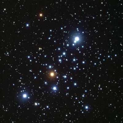 M 103 - Open Star Cluster
"...Lo scopo ultimo dell'Astronautica?...Individuare un obbiettivo, raggiungerlo e poi, una volta lì, guardarsi intorno e cercarne un altro, più lontano..."

(dal film "Mission to Mars")
Parole chiave: From Earth Images