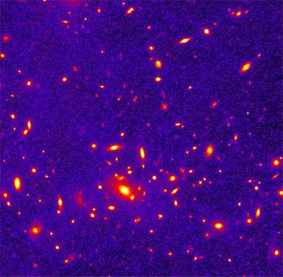 Distant Galaxy Cluster MS 1054-0321 (HST view)
"...Ira et Spes, fallaces auctores sunt..."

(Livio)

"...La rabbia e la speranza sono entrambe guide infedeli..."
Parole chiave: Hubble Images