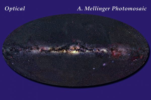 All Sky: the "Optical Sky"
Mi muovo lentamente.
Ad ogni passo mi fermo e cerco di sentire un suono familiare, ma non percepisco nulla: solo un leggero crepitare di gocce di pioggia - cadono e si infrangono in mille schegge brillanti - sulla tesa del mio cappello.
Sono vestito bene, ma ho freddo, molto freddo e mi fa male il collo.
L’assoluta cecità causata dalla fitta nebbia mi impedisce di pensare con chiarezza: sono costretto a guardare le mia mani e le mie gambe sino ai piedi per convincermi che non sono i miei occhi ad aver cessato di funzionare.
Cerco di camminare - le mie braccia sono protese in avanti anche se, forse, non c’è nessun ostacolo sulla mia strada - ma mi accorgo che non vado da nessuna parte.
Parlo anche da solo - a voce alta - sperando che qualcuno possa sentirmi e soccorrermi.
Ma non c’è nessuno in ascolto: il mio messaggio, di minuto in minuto sempre più disarticolato, si perde nel biancore e nella pioggia incessante.
Ogniqualvolta le mie scarpe schiacciano un ciottolo - la strada è asfaltata, ma è anche ricoperta di detriti, come se nessuno la battesse più da tanto tempo - il mio cuore sembra voler battere più forte, ma poi mi calmo e rimango in attesa di un segnale.
Che non arriva.
Ma come accidenti sono finito qui?
Questa è l’unica vera domanda che riesco a pormi con sufficiente lucidità ed alla quale, ovviamente, non riesco a trovare alcuna risposta.
Ero uscito dall’ufficio un po’ più presto del solito (erano circa le quattro del pomeriggio) per andare a comprare qualche cosa da mangiare per cena.
Sono stato nel negozio di alimentari, in drogheria, in farmacia (dovevo comprare le pillole per dormire) e poi, già che era sulla strada, anche al bar per bere un buon bicchiere di latte caldo.
Ero stanco.
Ho pagato, sono uscito e mi sono diretto verso casa.
Certo, quando sono uscito dal bar non c’era questa nebbia: ricordo però che allora stava già piovendo.
Ne sono certo perché ho notato che la strada che dovevo attraversare sembrava essere stata verniciata con uno smalto nero.
Si, è un effetto tipico dell’asfalto liscio e bagnato.
Mi ricordo anche di una macchina gialla parcheggiata sul marciapiede alla mia sinistra e di un’altra blu che sopraggiungeva dalla destra.
Un gran silenzio sembrava avvolgesse tutto.
Non riesco proprio a capire questa nebbia da dove sia mai uscita.
Ho mal di testa.
La pioggia continua a battere sul mio cappello ed a rimbalzare via.
Comincio ad aver paura di essermi perso.
Si, ho decisamente paura di aver perso l’orientamento.
Non ricordo più neppure dove ho messo i pacchetti con dentro la mia spesa.
Devo averli appoggiati da qualche parte, qui vicino.
Ho paura.


P.C. Floegers - "Oltre la Nebbia" - scena I

Parole chiave: All Sky Survey