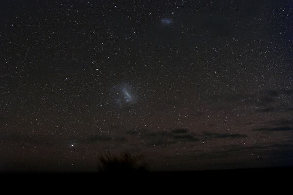 Magellan Clouds
"...Lo mondo è ben così tutto diserto
D'ogni virtude, come tu mi suone,
E di malizia gravido e coverto..."

Dante Alighieri - Com. 2, 16, 58-60
Parole chiave: From Earth Pictures - Amatorial Pictures