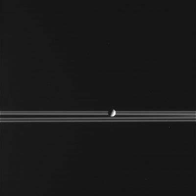 Mimas and the Rings, from approx. 1.674.000 Km
nessun commento
Parole chiave: Saturn's Moons - Mimas