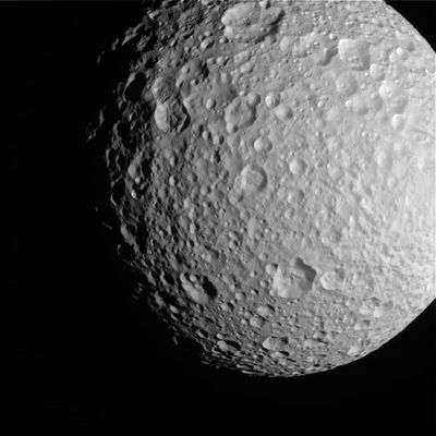 Mimas, from approx. 63.000 Km
nessun commento
Parole chiave: Saturn's Moons - Mimas