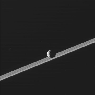 Mimas and the Rings
N00041424.jpg was taken on October 13, 2005 and received on Earth October 14, 2005. The camera was pointing toward MIMAS - distant approximately 710.721 Km away - and the image was taken using the CL1 and GRN filters. This image has not been validated or calibrated.
Parole chiave: Saturn's Moons - Mimas