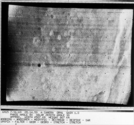 Mars from Mariner 6: Crater Clusters' Region
nessun commento
Parole chiave: Mars from orbit