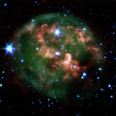 NGC 246 - The "Skull (Planetary) Nebula"
"...Quandoquidem et illi peccant, quos minime putes, et qui non peccant, impugnantur fraudibus..."

(Fedro)

"...Sovente i veri colpevoli sono coloro che meno pensi (lo potrebbero essere) e, altrettanto spesso, gli innocenti sono vittime delle ingiustizie..."
Parole chiave: From Space Images